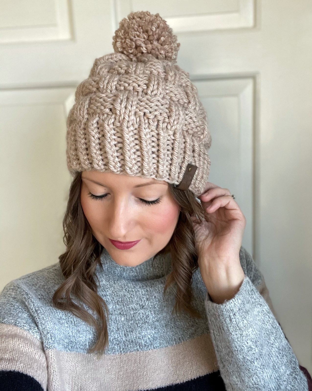 Add a Pom Pom to Any Hat (Faux Fur or Yarn) | Bon Bon Black Sheep